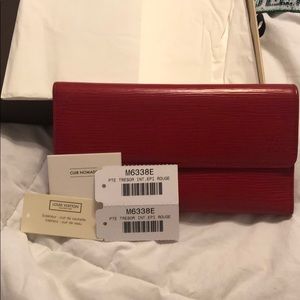 Louis Vuitton Epi Leather Wallet